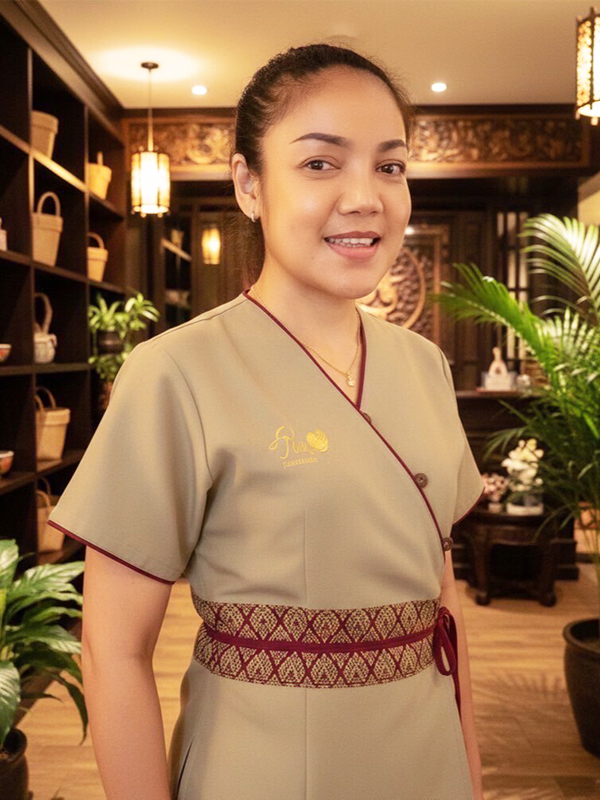 那智勝浦タイマッサージ ドゥアンディ スタッフ STAFF2