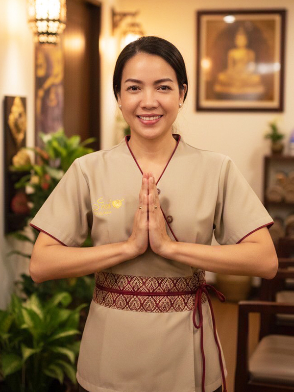 那智勝浦タイマッサージ ドゥアンディ スタッフ STAFF1