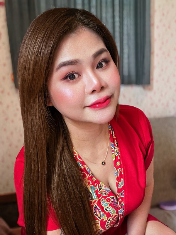 下館タイマッサージ エンジョイワン セラピスト写真