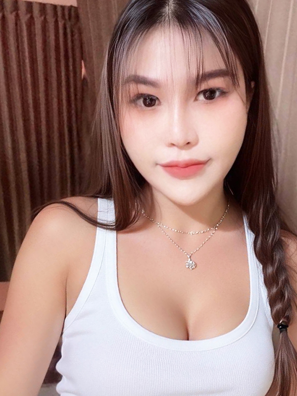 下館タイマッサージ エンジョイワン セラピスト写真