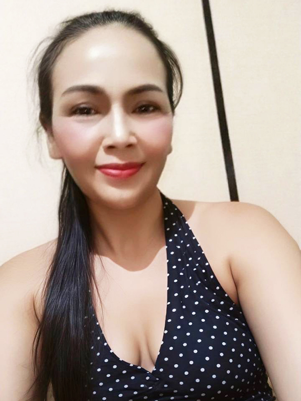 下館タイマッサージ エンジョイワン セラピスト写真