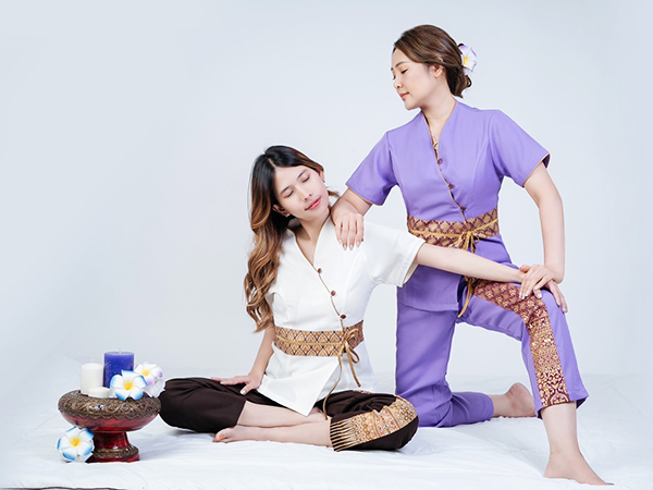 関内タイマッサージ エリハウス2 タイマッサージ施術イメージ