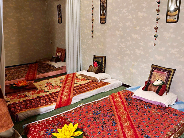 茨城県常総市タイマッサージ ジャイディー 店内マッサージルームの様子　マット３つあります