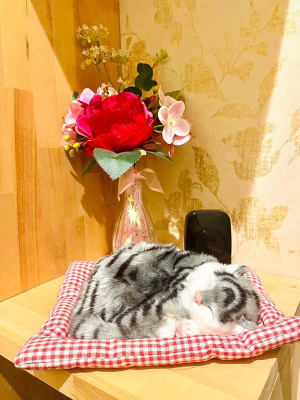 太田もみもみリラクゼーション 店内のインテリア、お花