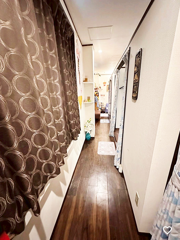 横浜タイマッサージ ソムジャイ　店内　マッサージルーム入口