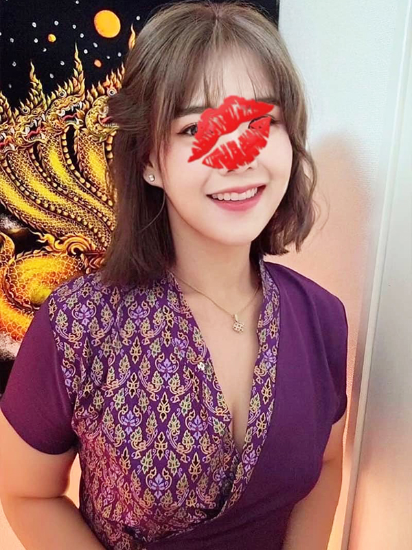 日暮里から出張 タイマッサージ スックチャイ セラピスト写真